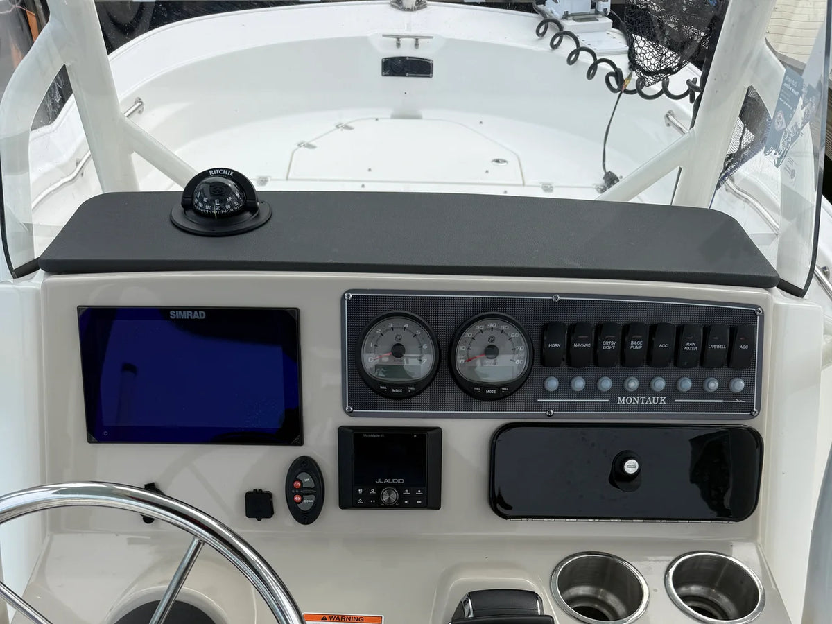 2025 Boston Whaler 210 MONTAUK 21.0 feet, St Petersburg, FL #25