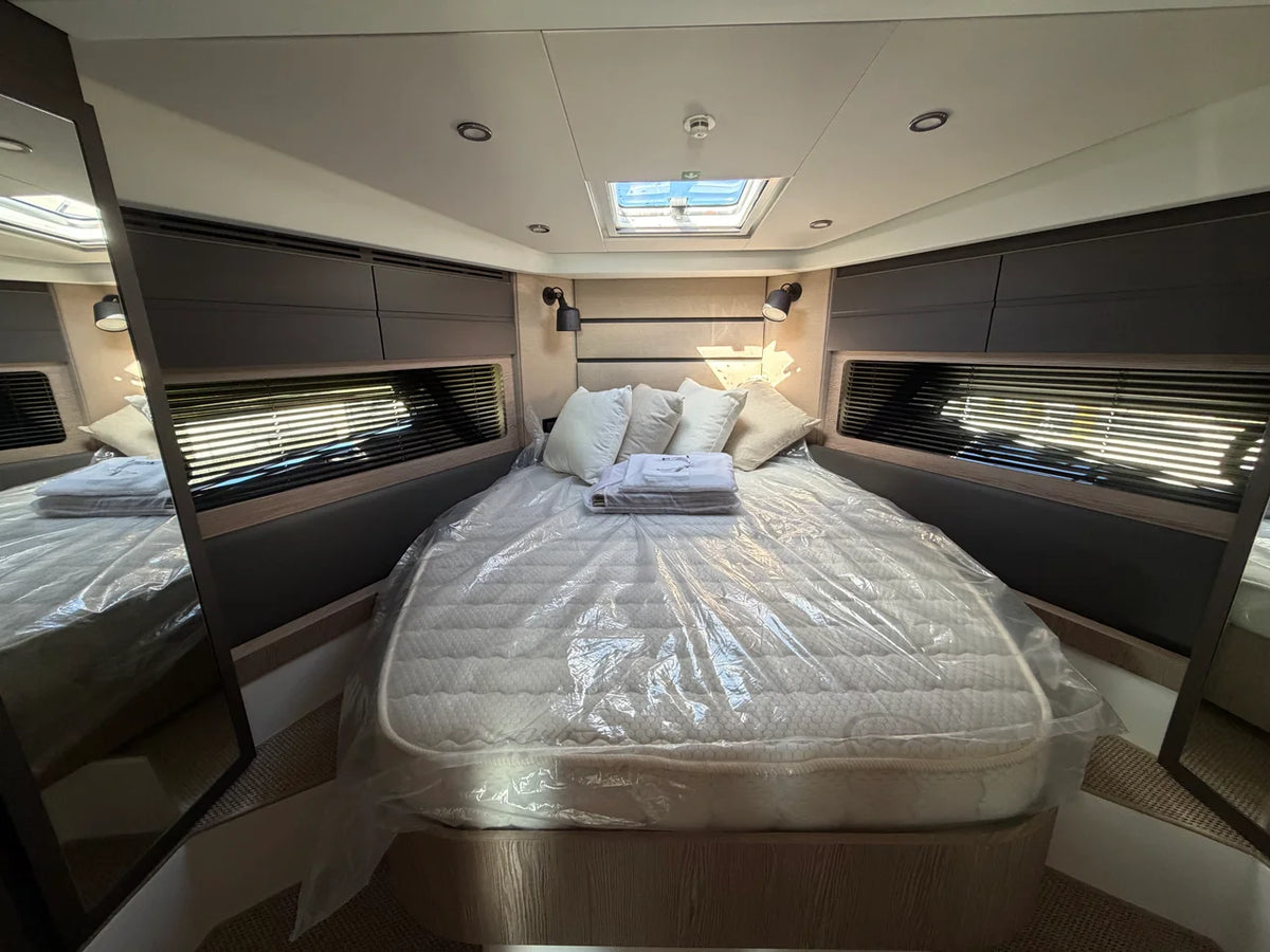 2027 Azimut A45 45.0 feet, Stuart, Florida #66
