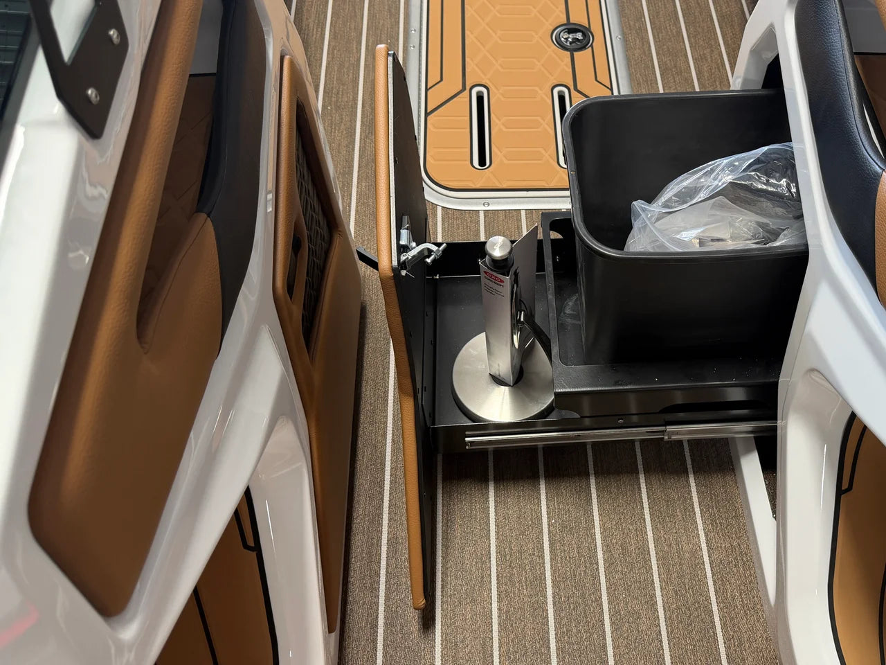 2027 Premier 270INTRIGUE 27.0 feet, Nisswa, Minnesota #72