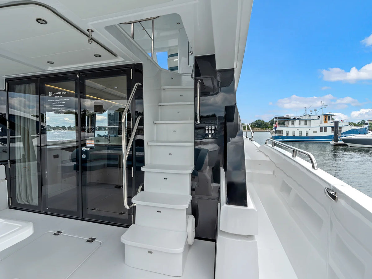 2026 Cruisers Yachts 57 FLY 57.0 feet, Quincy, MA #54