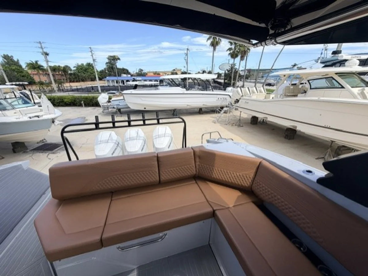 2024 Cruisers Yachts 38 GLS OB 38.0 feet, Stuart, Florida #7