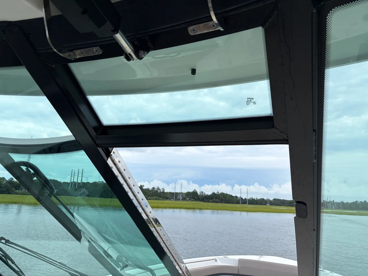 2026 Boston Whaler 330 Vantage 33.0 feet, Charleston, SC #47