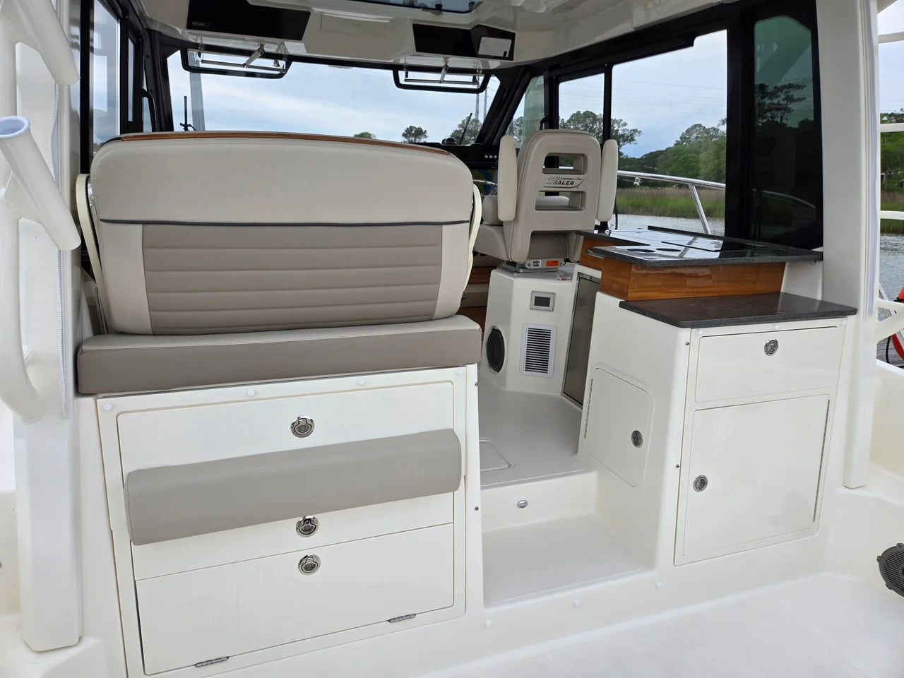 2026 Boston Whaler 365 Conquest 36.0 feet, Charleston, SC #21