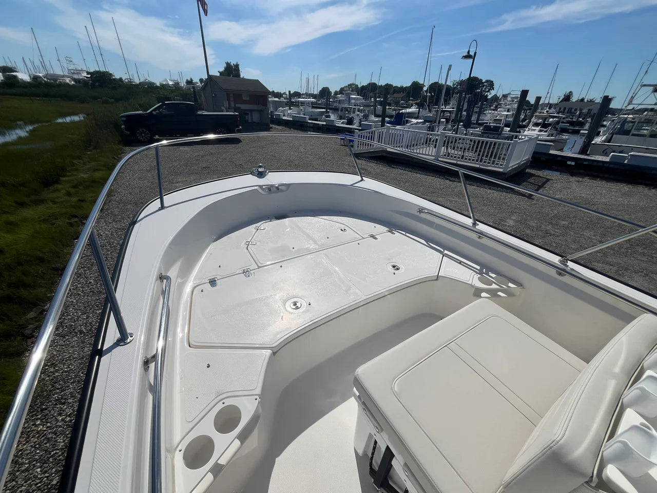 2026 Boston Whaler 190 Montauk 19.0 feet, Westbrook, Connecticut #12