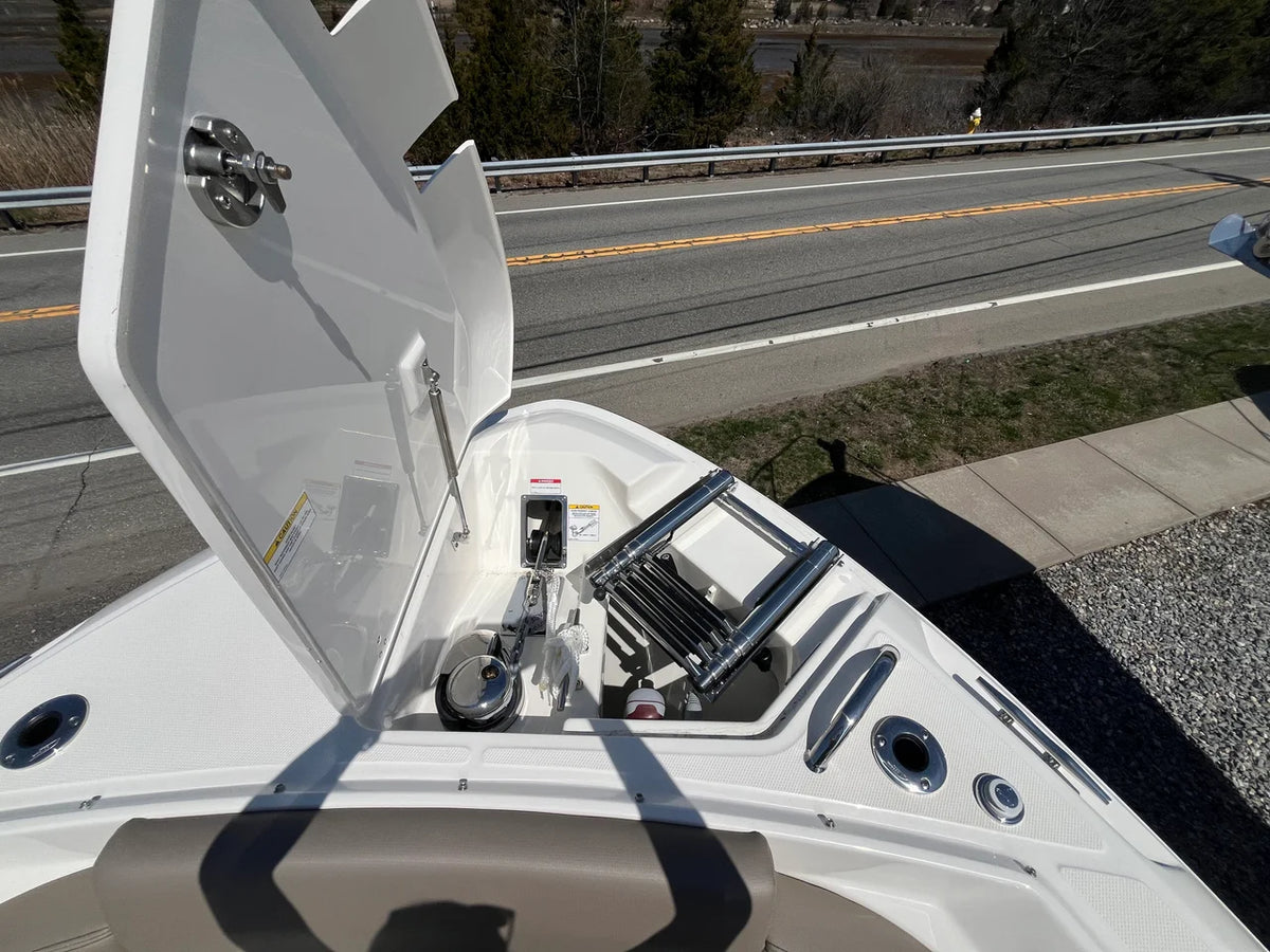 2026 Boston Whaler 330 Vantage 33.0 feet, Westbrook, Connecticut #38