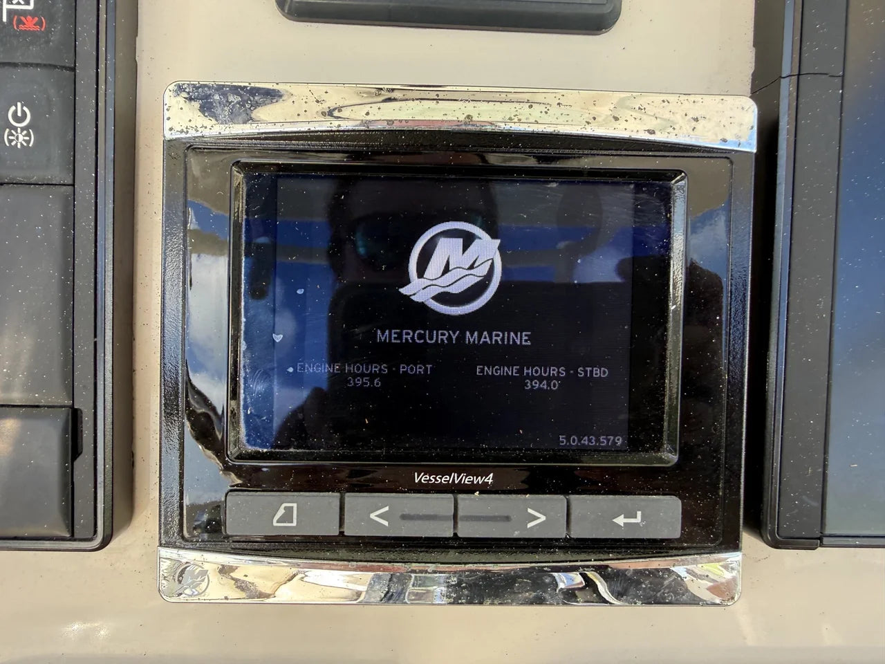 2018 Boston Whaler 280 OUTRAGE 28.0 feet, Marco Island, FL #7