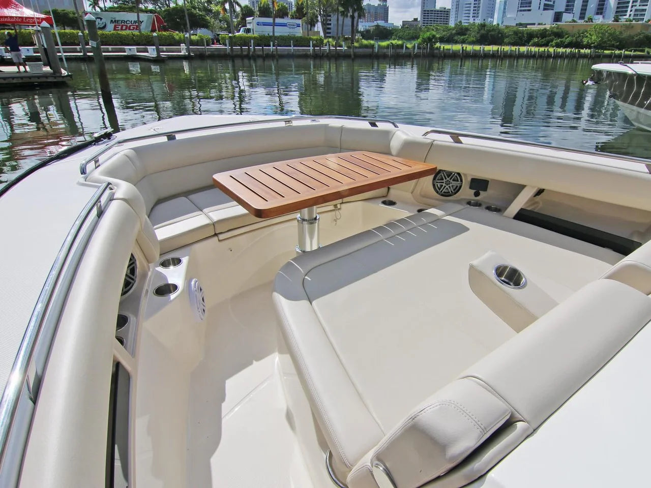 2023 Boston Whaler 350 Realm 35.0 feet, Pompano Beach, Florida #9