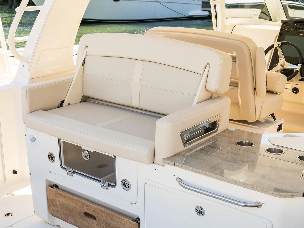 2023 Boston Whaler 350 Realm 35.0 feet, Pompano Beach, Florida #15