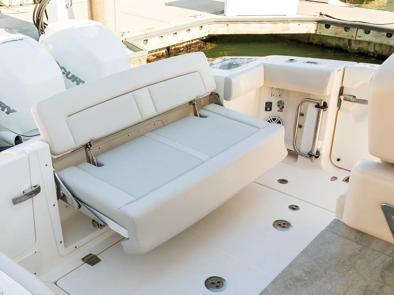 2023 Boston Whaler 350 Realm 35.0 feet, Pompano Beach, Florida #20