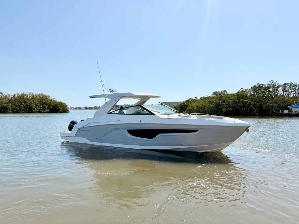 2026 Cruisers Yachts 34 GLS Outboard 34.0 feet, St Petersburg, FL #30