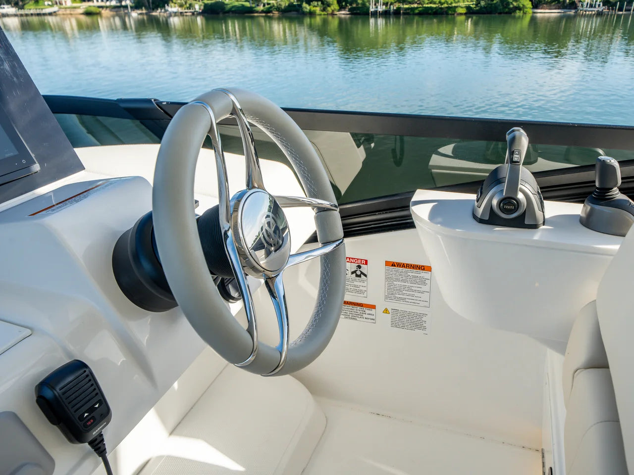 2026 Cruisers Yachts 57 FLY 57.0 feet, Jupiter, Florida #25