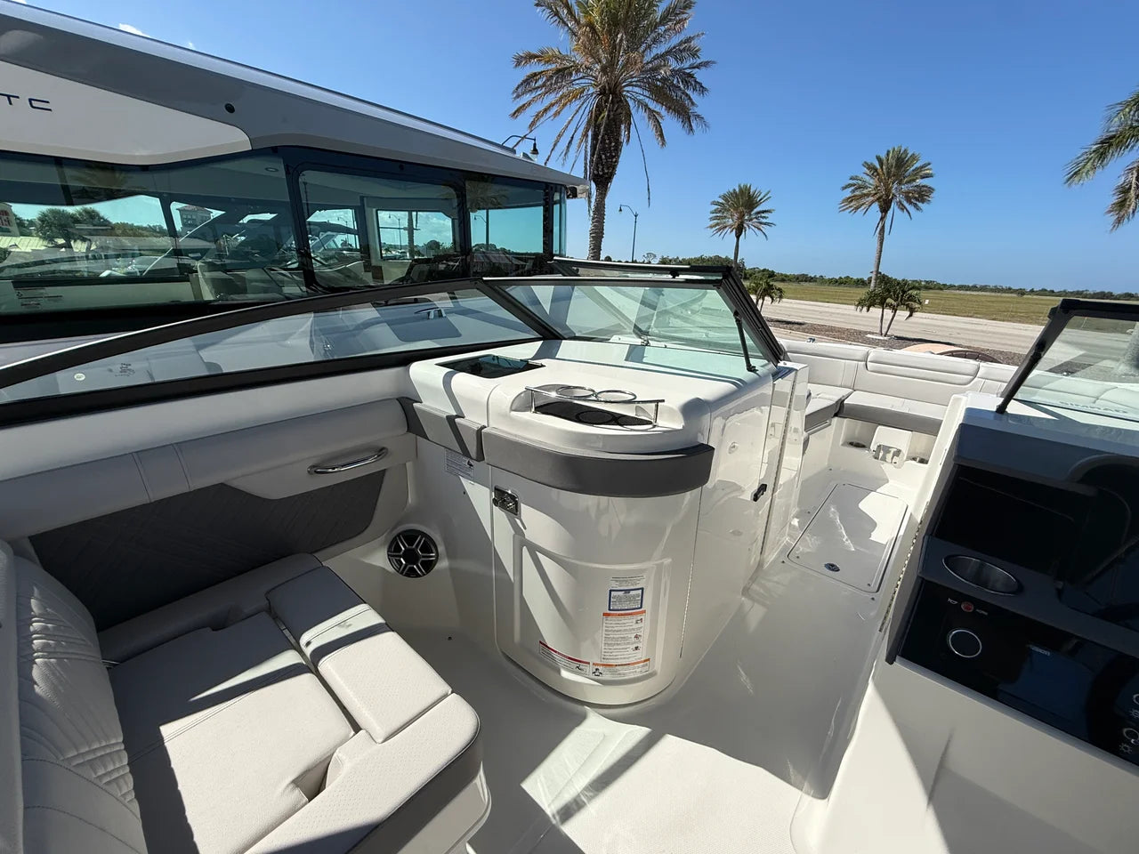 2026 Sea Ray SDX 290 Outboard 29.0 feet, Venice, Florida #14