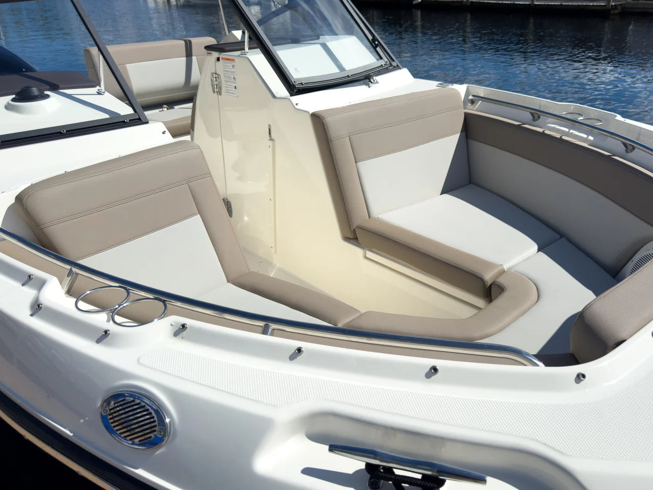 2026 Boston Whaler 210 Vantage 21.0 feet, Fort Myers, FL #18