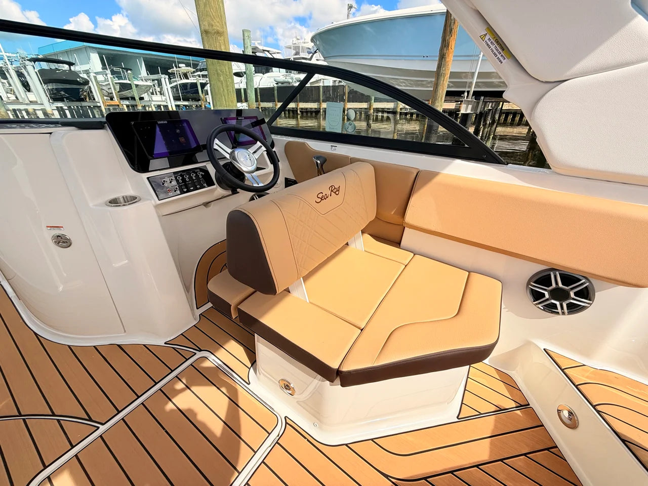 2027 Sea Ray SDX 230 Outboard 23.0 feet, St Petersburg, FL #36