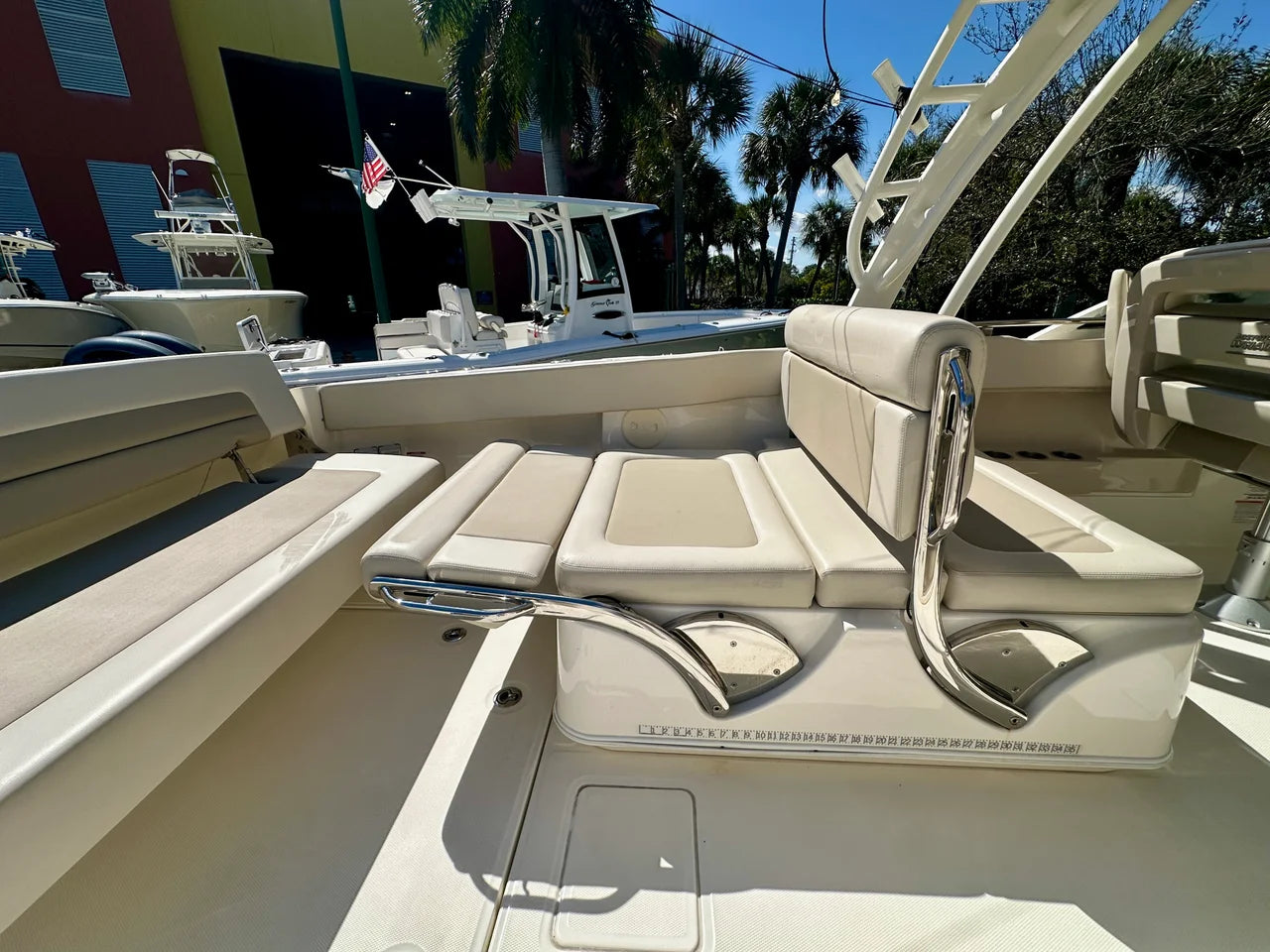 2024 Boston Whaler 320 VANTAGE 32.0 feet, Jupiter, Florida #16