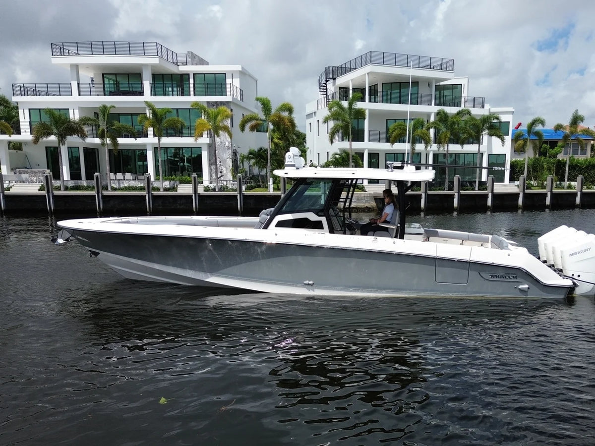 2027 Boston Whaler 380 Outrage 38.0 feet, Pompano Beach, Florida #4