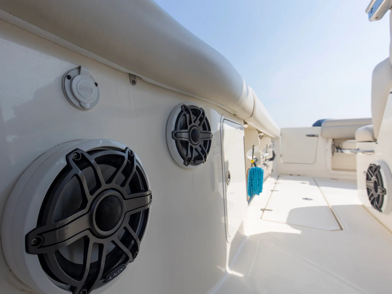2023 Boston Whaler 330R 33.0 feet, Pensacola, Florida #33