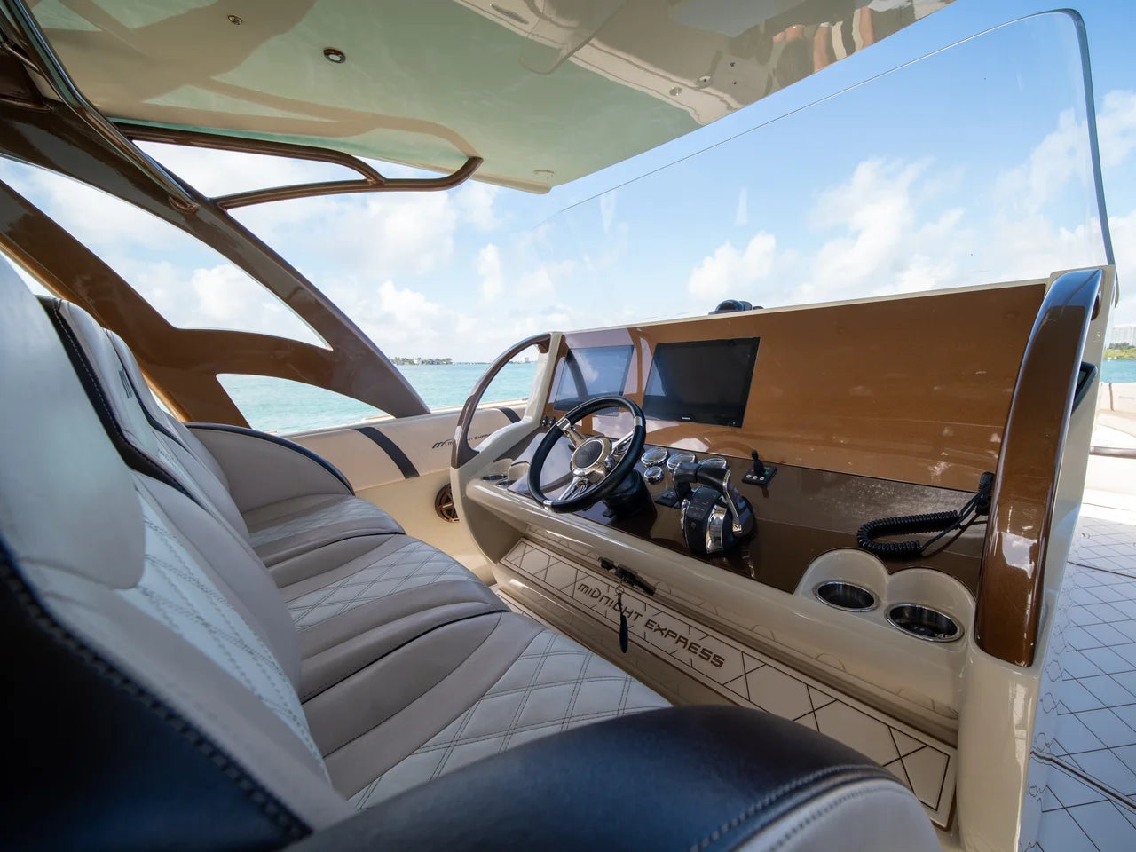 2019 Midnight Express 43 OPEN 43.0 feet, Miami Beach, FL #40