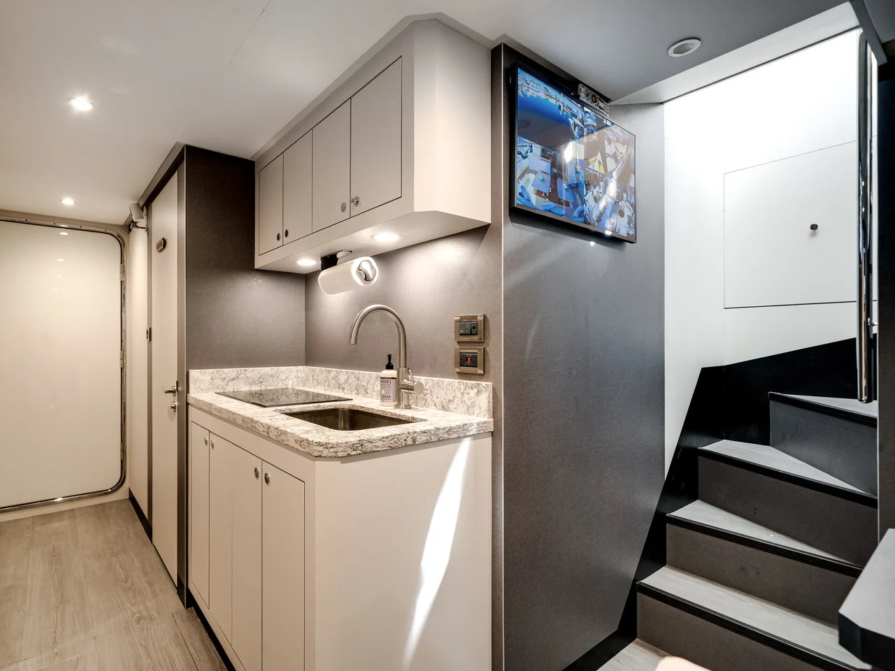 2022 Ocean Alexander 37L 120.0 feet, Fort Lauderdale, FL #110