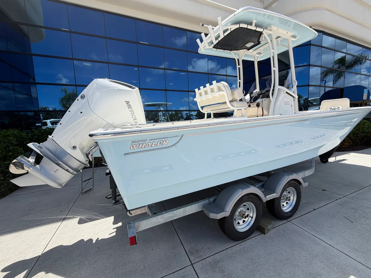 2027 Boston Whaler 210 Montauk 21.0 feet, Stuart, Florida #4