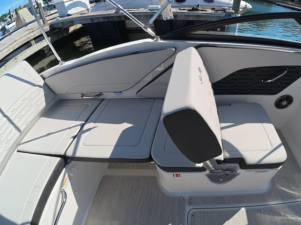 2027 Sea Ray SPX 210 Outboard 21.0 feet, Huntington, NY #15