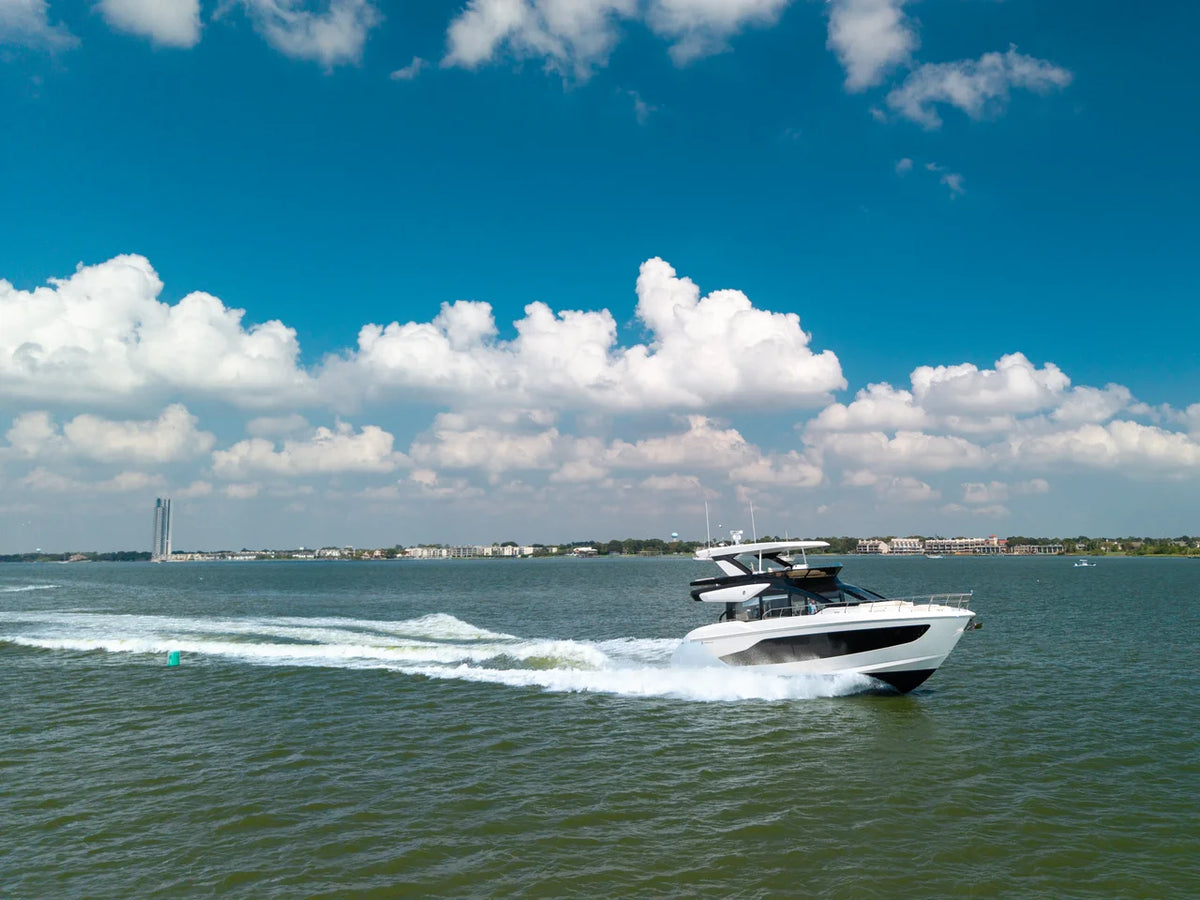 2027 Cruisers Yachts 57 FLY 57.0 feet, Seabrook, TX #50