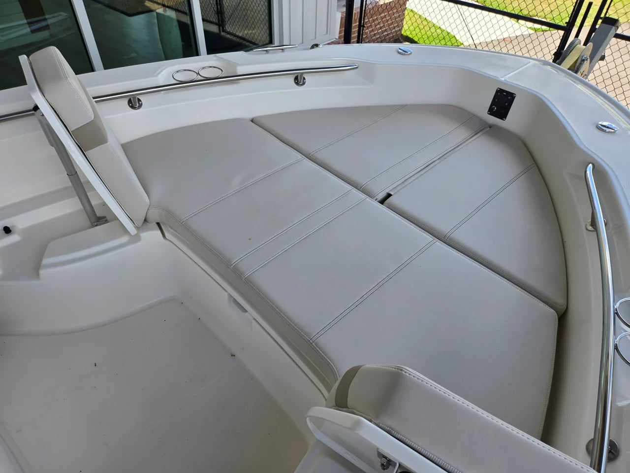 2026 Boston Whaler 250 Dauntless 25.0 feet, Charleston, SC #18