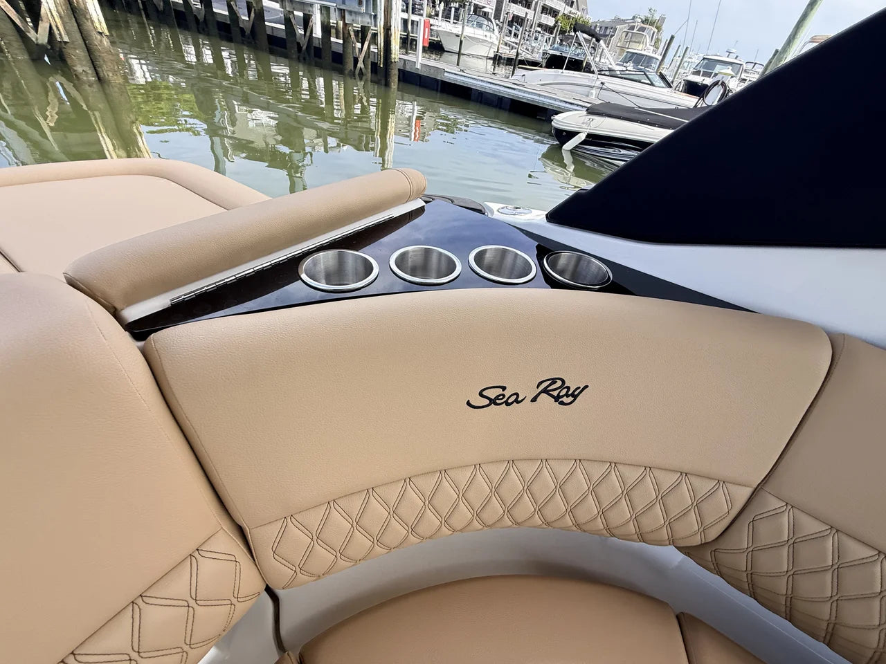 2027 Sea Ray SLX 260 Outboard 26.0 feet, Somers Point, New Jersey #16