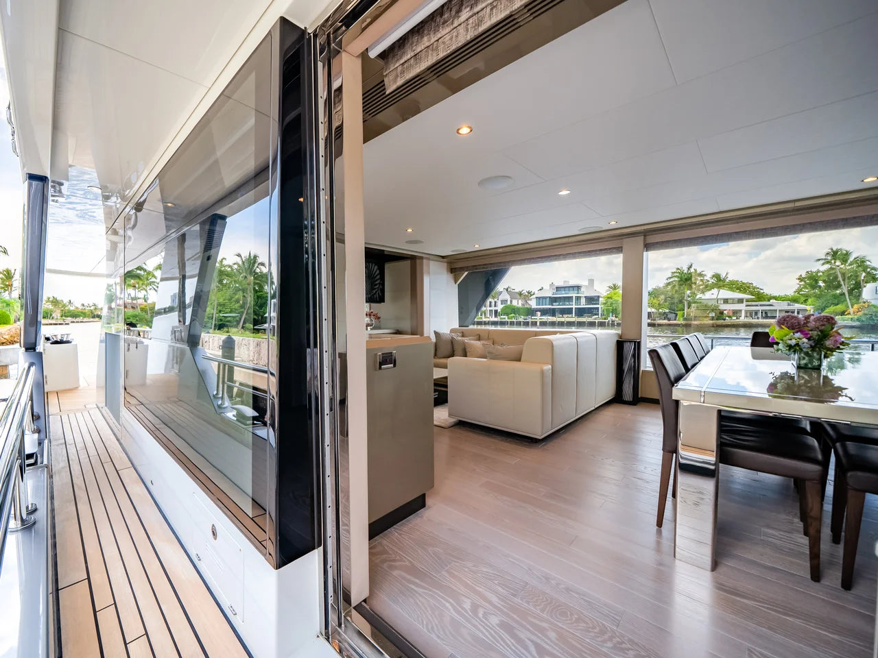 2025 Ocean Alexander 27R 88.0 feet, Fort Lauderdale, FL #25