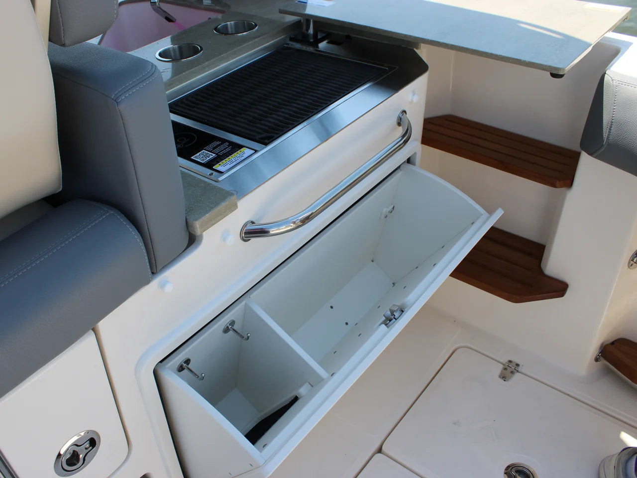 2026 Boston Whaler 350 Realm 35.0 feet, Seabrook, TX #64