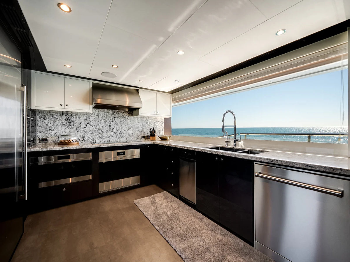 2022 Ocean Alexander 37L 120.0 feet, Fort Lauderdale, FL #31