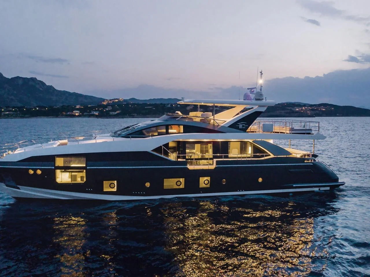 2026 Azimut Grande 27M 87.0 feet, Inuvik, Northwest Territories #4