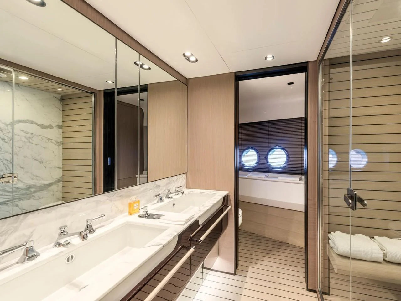 2026 Azimut Grande 27M 87.0 feet, Inuvik, Northwest Territories #22