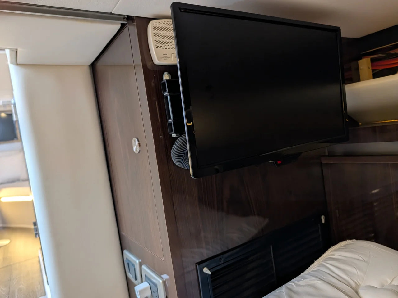 2019 Sea Ray 320 SUNDANCER 32.0 feet, Chesapeake City, MD #46