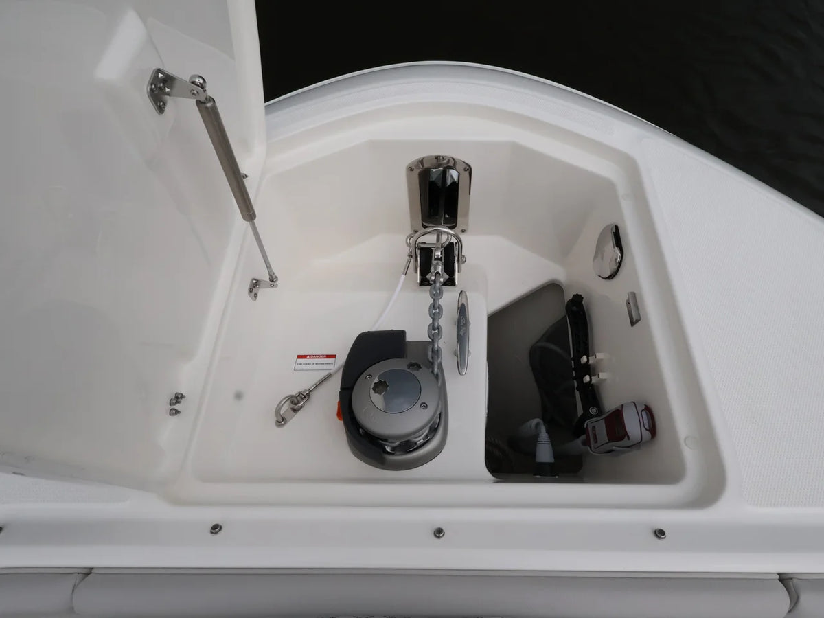 2026 Sea Ray Sundancer 370 Outboard 37.0 feet, Naples, Florida #63