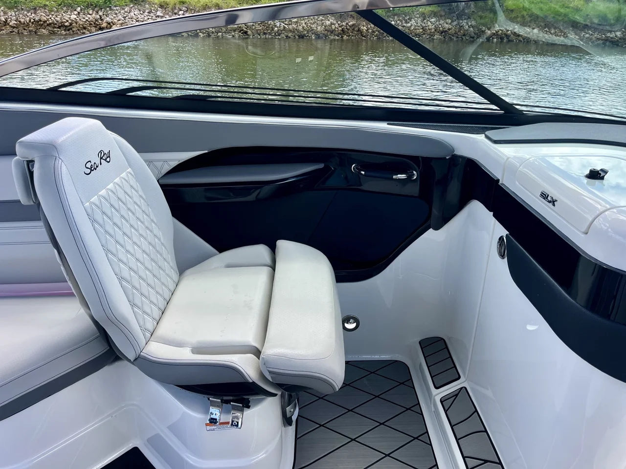 2026 Sea Ray 280 SLX 28.0 feet, Venice, Florida #17