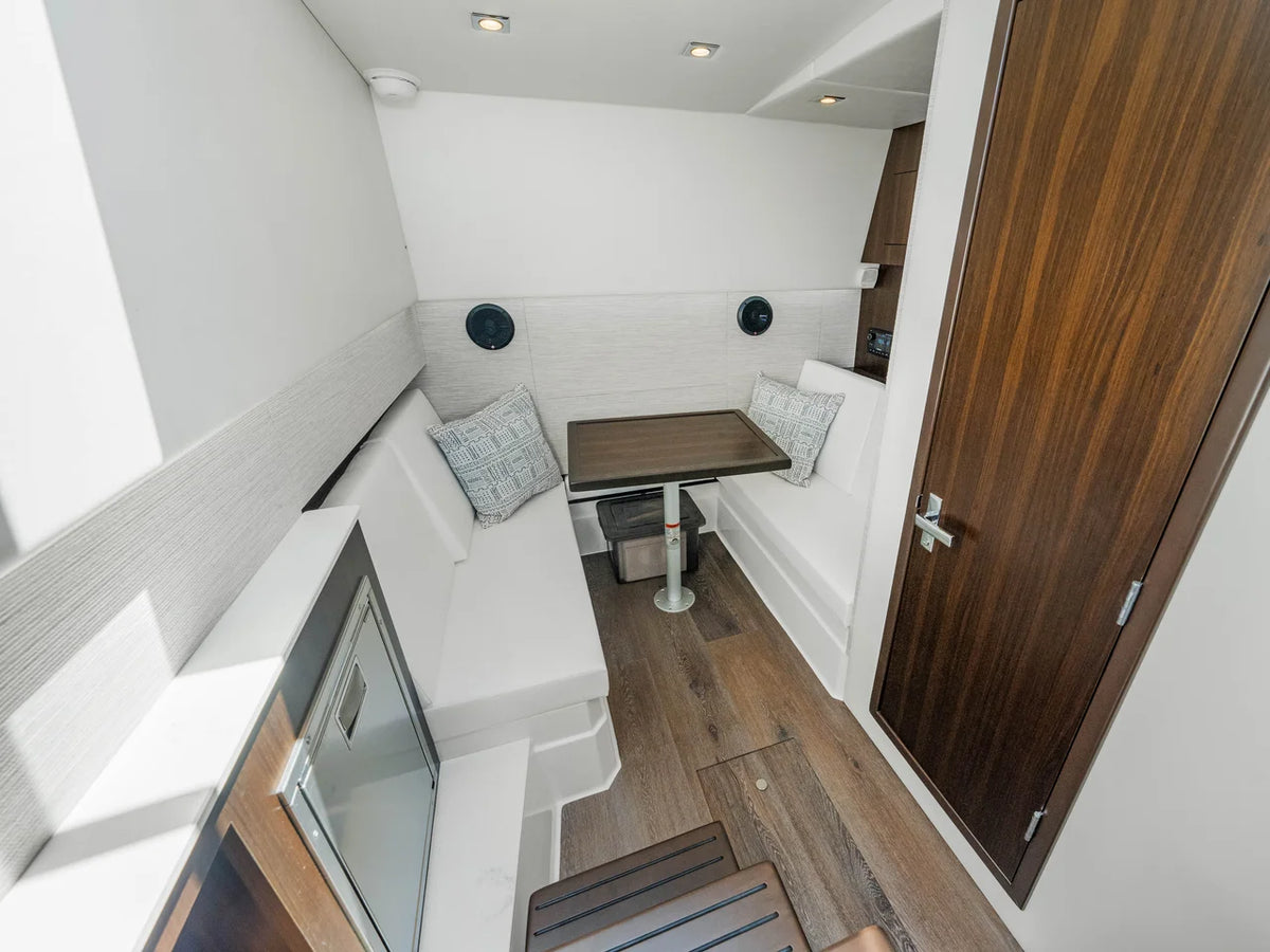 2027 Cruisers Yachts 34 GLS Outboard 34.0 feet, Venice, Florida #43