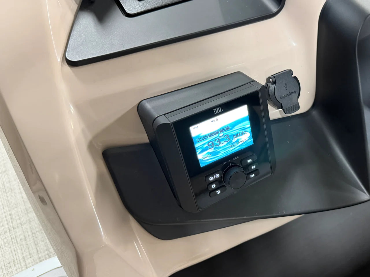 2027 Barletta CABRIO22QC 22.0 feet, Nisswa, Minnesota #54