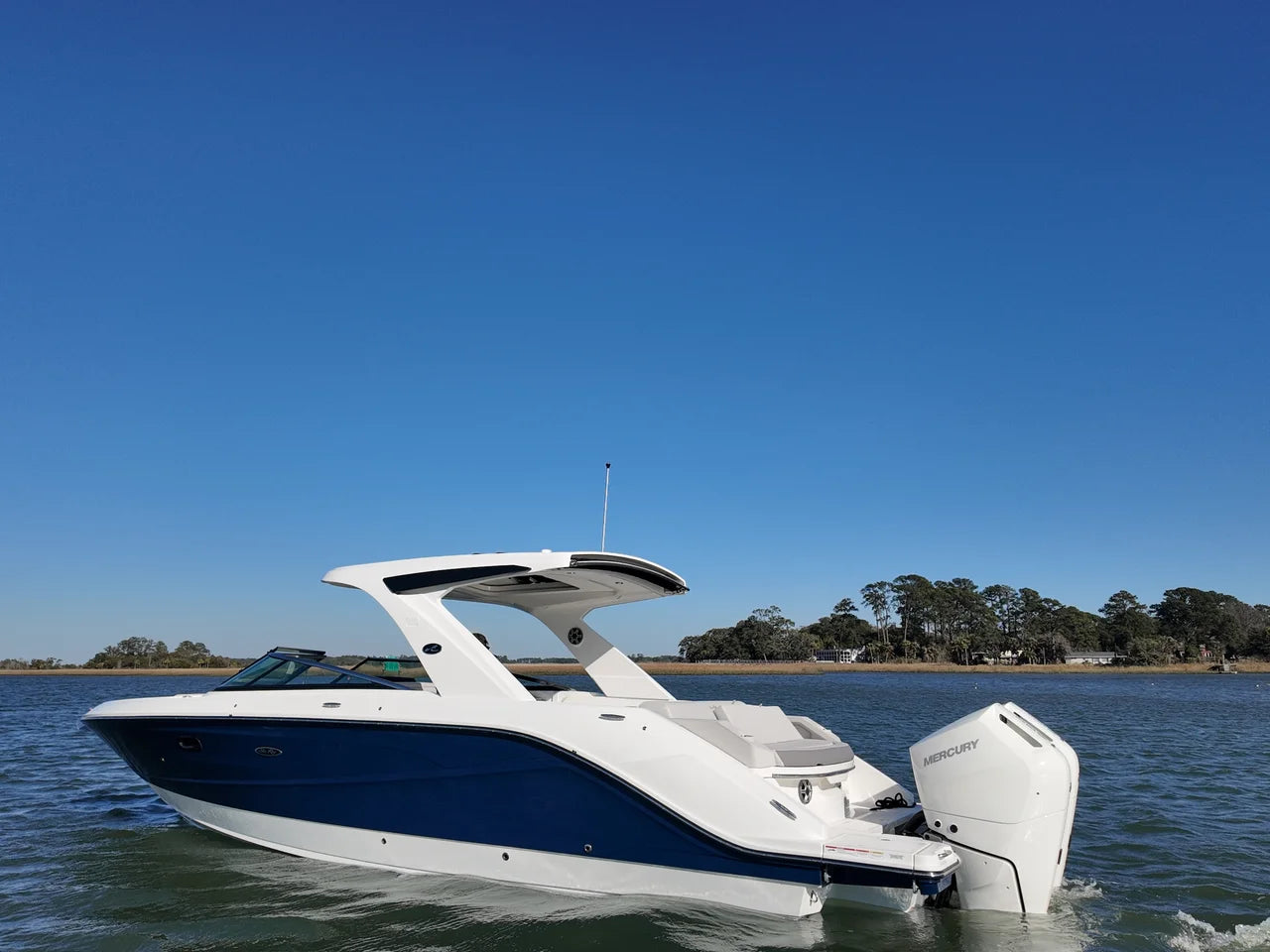 2026 Sea Ray SLX 310 Outboard 31.0 feet, Thunderbolt, GA #3