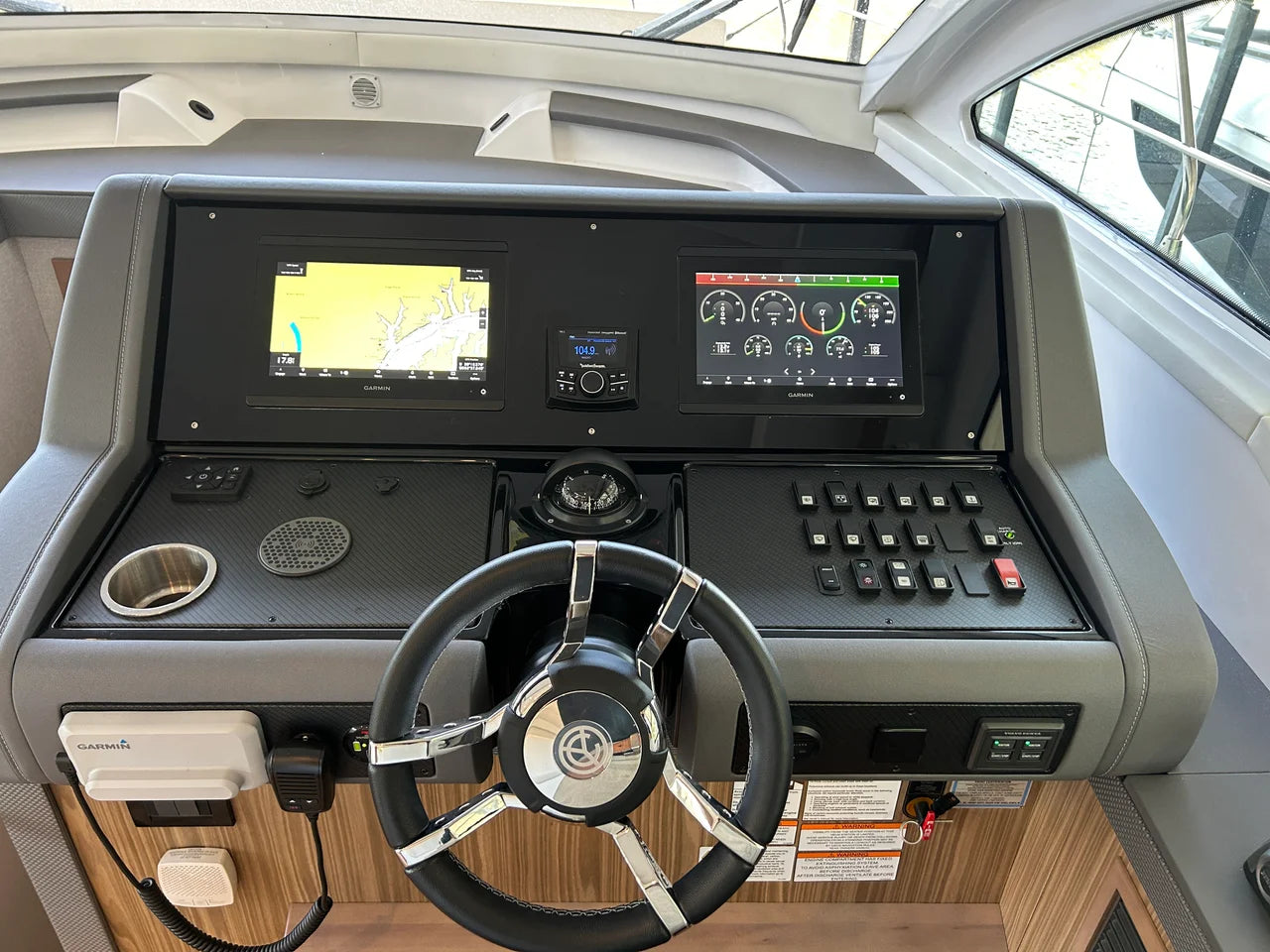 2024 Cruisers Yachts 42 Cantius 42.0 feet, Osage Beach, Missouri #16