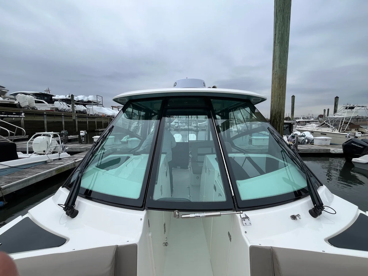 2026 Boston Whaler 330 Vantage 33.0 feet, Norwalk, Connecticut #48