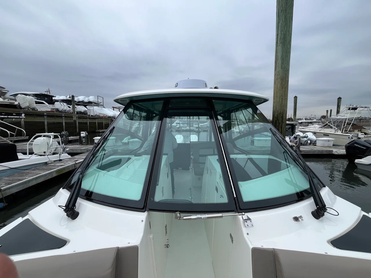 2026 Boston Whaler 330 Vantage 33.0 feet, Norwalk, Connecticut #48