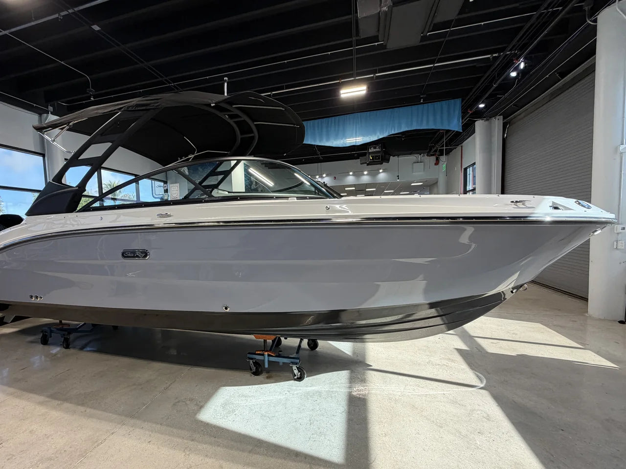 2026 Sea Ray SDX 250 Outboard 25.0 feet, Pompano Beach, Florida #3