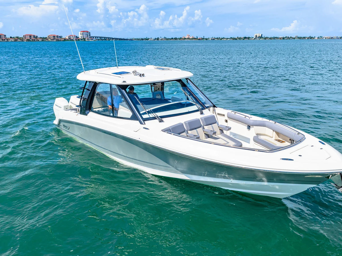 2026 Boston Whaler 380 Realm 38.0 feet, St Petersburg, FL #17