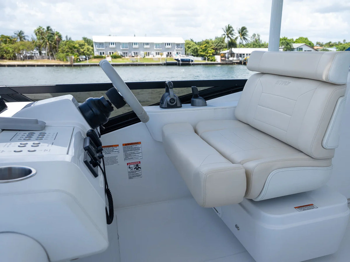 2026 Cruisers Yachts 57 FLY 57.0 feet, Miami, FL #50