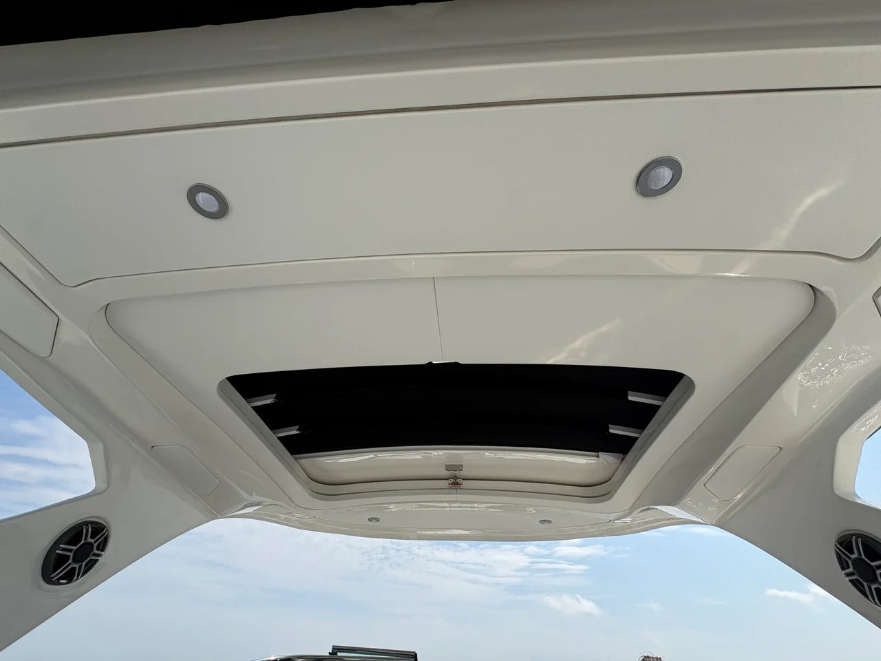 2026 Sea Ray SLX 310 Outboard 31.0 feet, Seabrook, TX #25