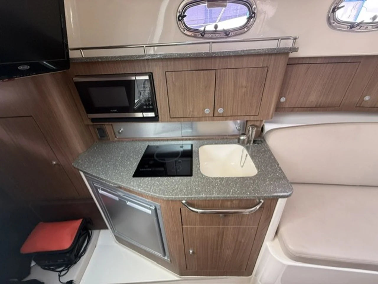 2016 Boston Whaler 315 CONQUEST 31.0 feet, Sanibel, FL #26