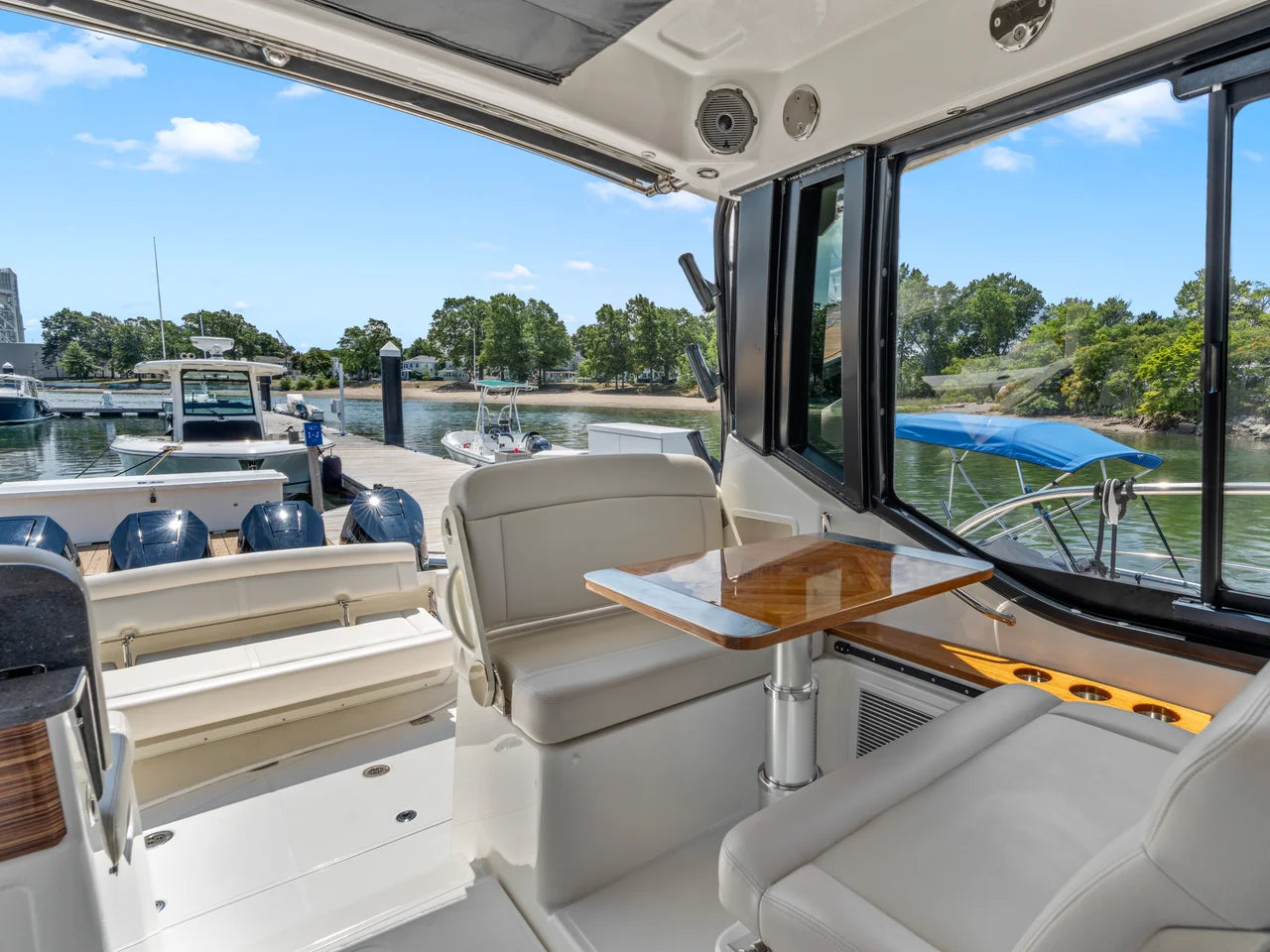 2025 Boston Whaler 405 Conquest 40.0 feet, Quincy, MA #18
