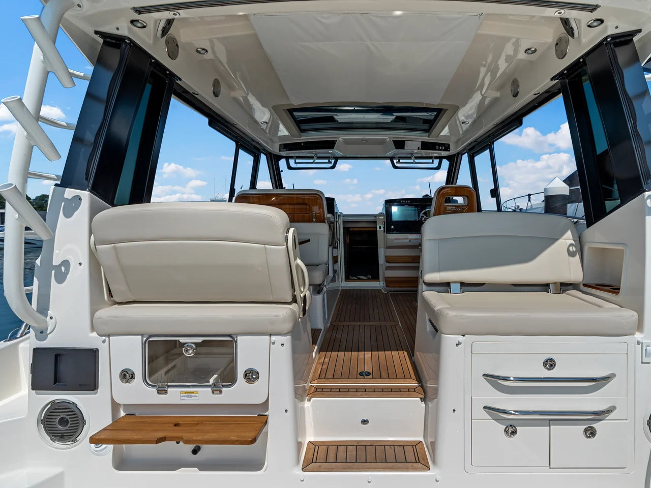 2026 Boston Whaler 405 Conquest 40.0 feet, Quincy, MA #15
