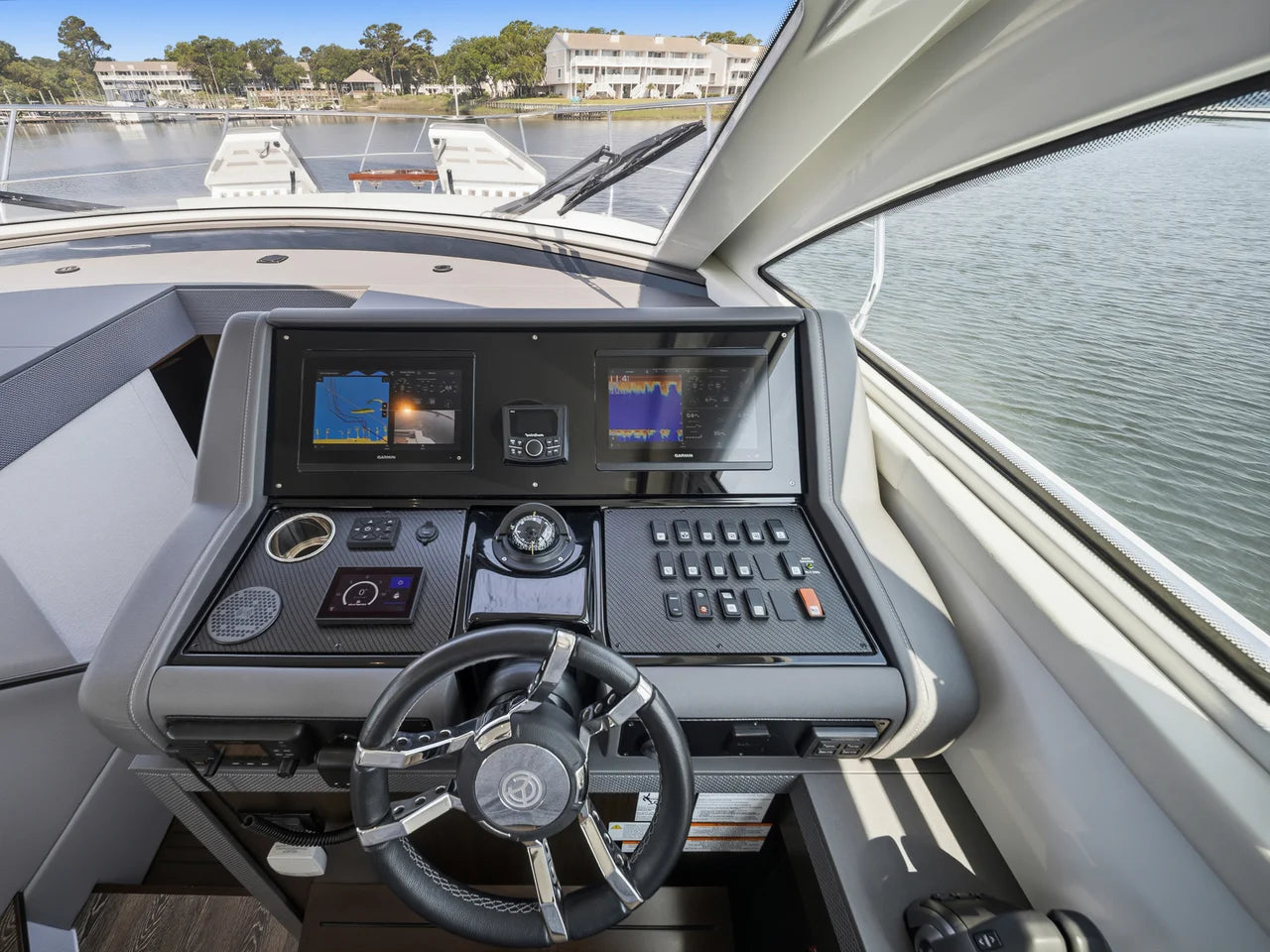2023 Cruisers Yachts 46 CANTIUS 46.0 feet, Wrightsville Beach, North Carolina #17